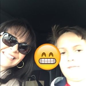 Meet your Posher, Yolanda